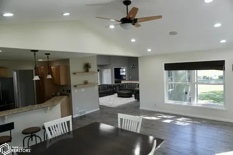 1611 Willow Place Clear Lake IA 50428