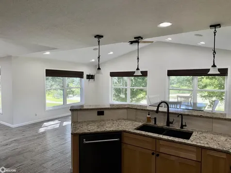 1611 Willow Place Clear Lake IA 50428