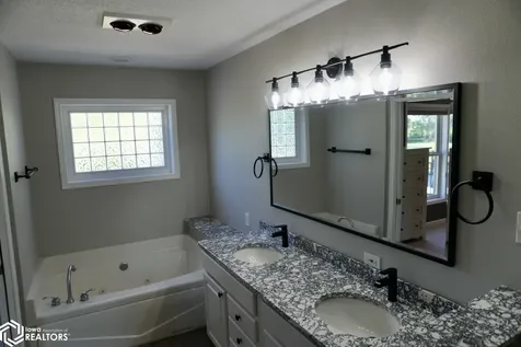 1611 Willow Place Clear Lake IA 50428