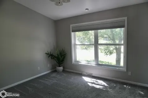1611 Willow Place Clear Lake IA 50428
