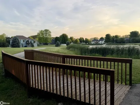 1611 Willow Place Clear Lake IA 50428