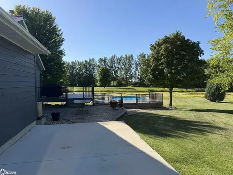 1611 Willow Place Clear Lake IA 50428