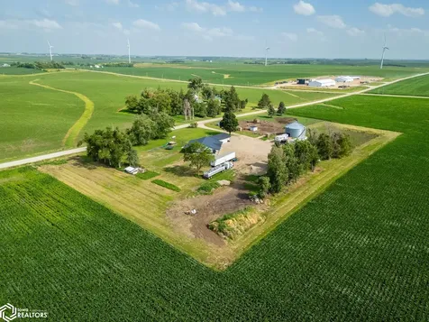 2326 K Avenue Toledo IA 52342