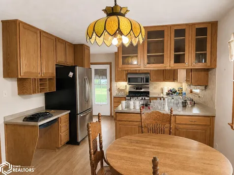 11818 Dmc Highway 99 Burlington IA 52601