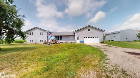 10910 Ulmus Avenue Rockford IA 50468
