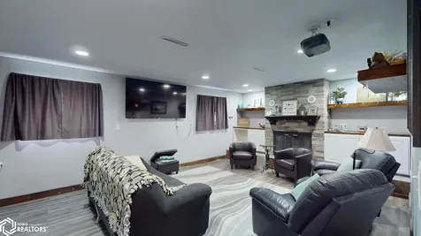 10910 Ulmus Avenue Rockford IA 50468