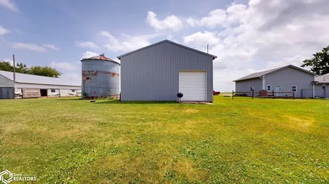 10910 Ulmus Avenue Rockford IA 50468