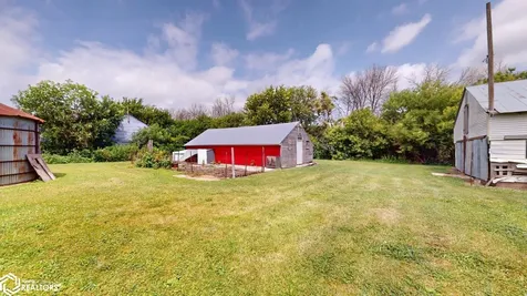 10910 Ulmus Avenue Rockford IA 50468