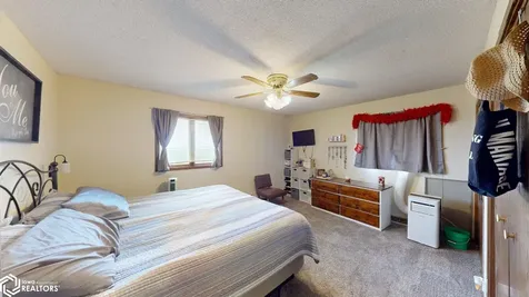 10910 Ulmus Avenue Rockford IA 50468