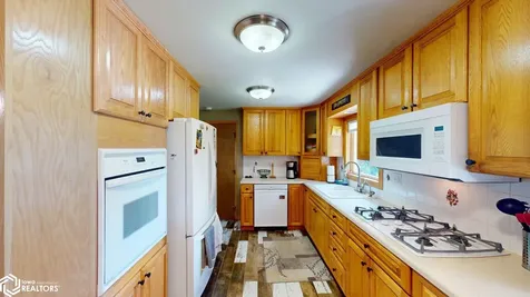 2535 15th Street NW Mason City IA 50401