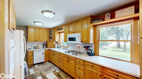 2535 15th Street NW Mason City IA 50401