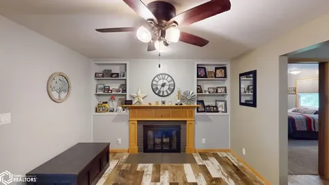 2535 15th Street NW Mason City IA 50401