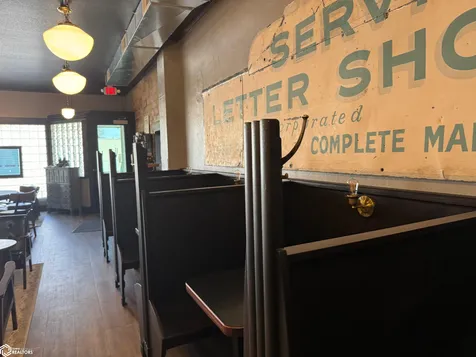 305-309 Gilman Street Sheffield IA 50475