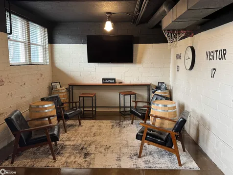 305-309 Gilman Street Sheffield IA 50475