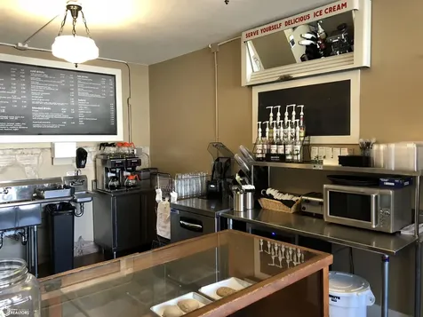 305-309 Gilman Street Sheffield IA 50475