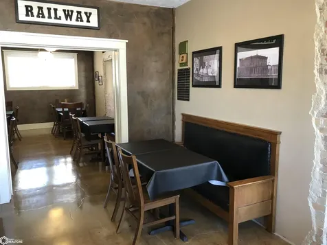 305-309 Gilman Street Sheffield IA 50475