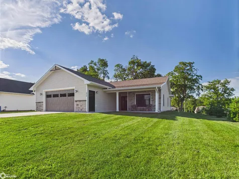 1019 E Court Street Ottumwa IA 52501