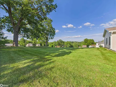 1019 E Court Street Ottumwa IA 52501