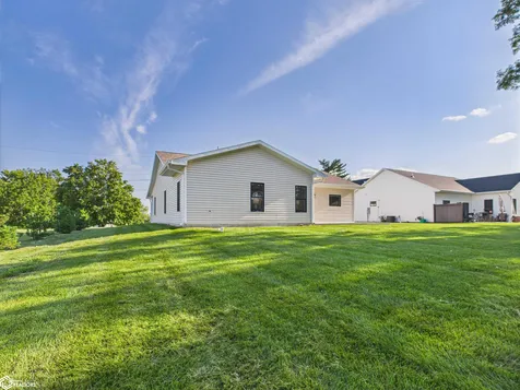 1019 E Court Street Ottumwa IA 52501