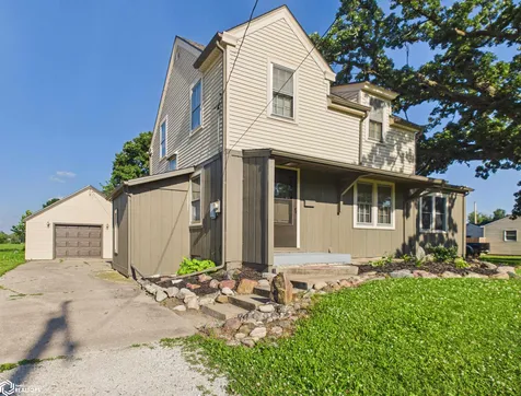 2406 N Court Street Ottumwa IA 52501