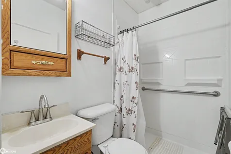1012 S 7th Avenue Marshalltown IA 50158