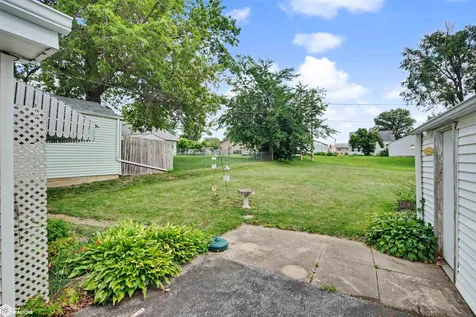 1012 S 7th Avenue Marshalltown IA 50158
