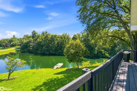 11091 Oak Ridge Road Burlington IA 52601