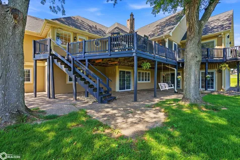 11091 Oak Ridge Road Burlington IA 52601