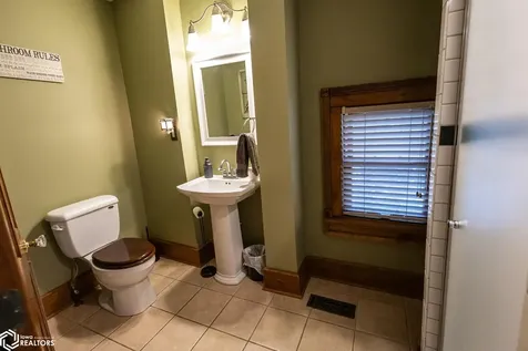 707 N 4th Street Clear Lake IA 50428