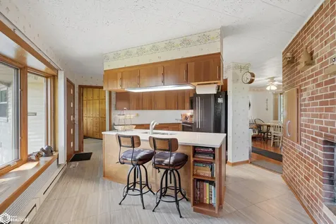 304 S Cedar Street Wapello IA 52653