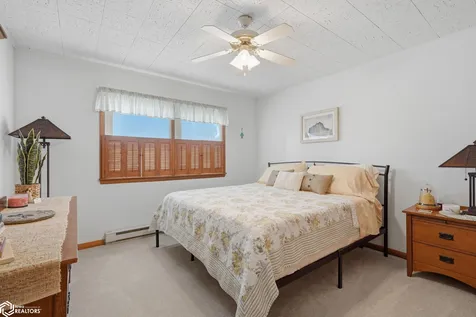 304 S Cedar Street Wapello IA 52653