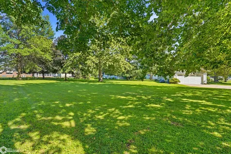 304 S Cedar Street Wapello IA 52653