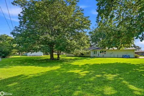 304 S Cedar Street Wapello IA 52653