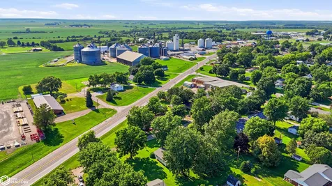 304 S Cedar Street Wapello IA 52653