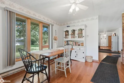 304 S Cedar Street Wapello IA 52653