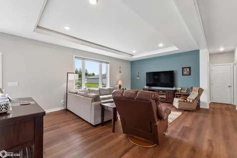 1505 Rylea Drive Clear Lake IA 50428
