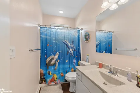 1505 Rylea Drive Clear Lake IA 50428