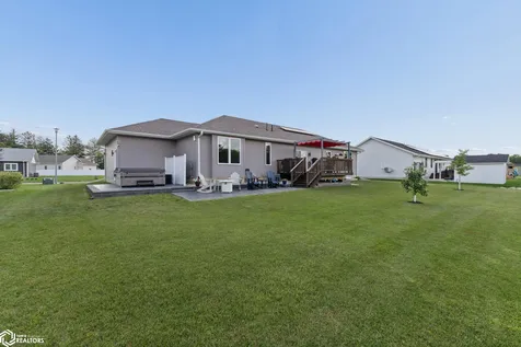 1505 Rylea Drive Clear Lake IA 50428