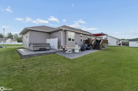 1505 Rylea Drive Clear Lake IA 50428