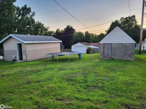 1007 S 7th Avenue Marshalltown IA 50158