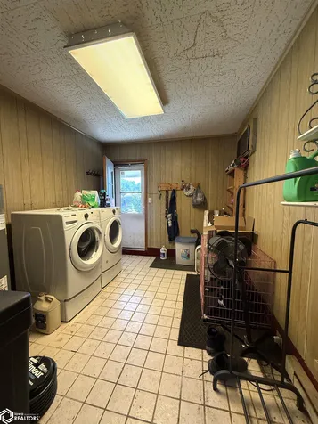 307 S Mulberry Street Richland IA 52585
