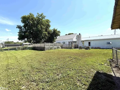 307 S Mulberry Street Richland IA 52585