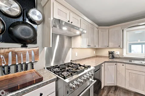 2131 190th Street Charles City IA 50616