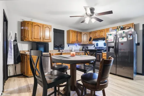 413 E Wheeler Street West Burlington IA 52655