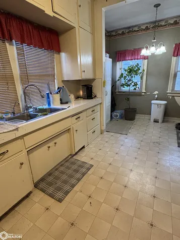608 E North Street Algona IA 50511