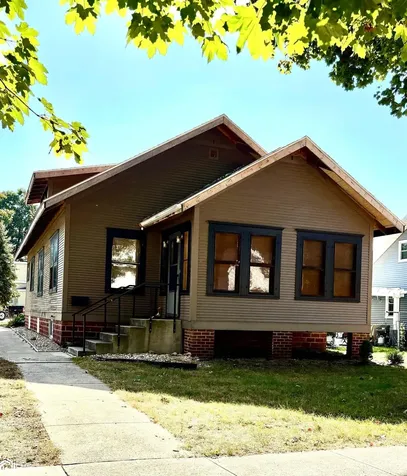 608 E North Street Algona IA 50511