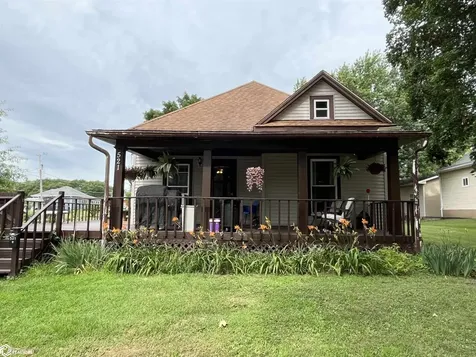 521 S 2nd Street Albia IA 52531