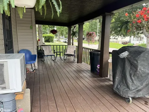 521 S 2nd Street Albia IA 52531