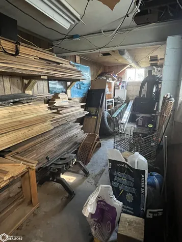 521 S 2nd Street Albia IA 52531