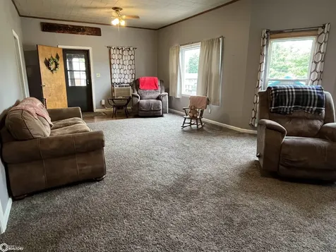 521 S 2nd Street Albia IA 52531